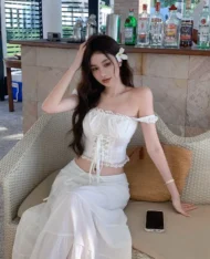 純欲風一字領繫帶上衣 - Image 2