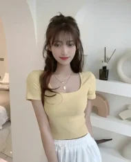 方領合身短版上衣