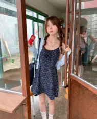 細肩帶碎花短裙
