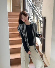 慵懶條紋披肩+長袖上衣兩件套set - Image 4