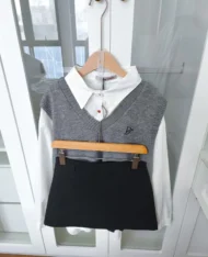 挺版寬白襯衫 - Image 13