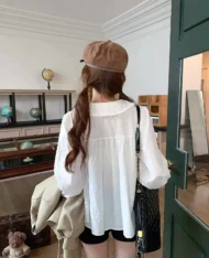 (Defect) 蕾絲工藝娃娃領寬上衣 - Image 6