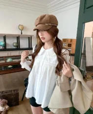 (Defect) 蕾絲工藝娃娃領寬上衣 - Image 3