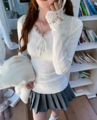 小浪漫蕾絲針織上衣 - Image 3