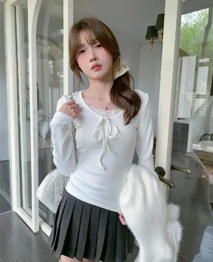 蕾絲領蝴蝶結上衣