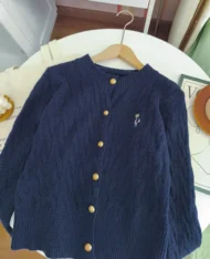 小熊刺繡麻花上衣外套 - Image 14