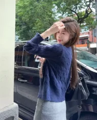 小熊刺繡麻花上衣外套 - Image 6