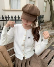 布朗尼小熊刺繡針織上衣 - Image 12