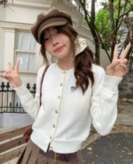 布朗尼小熊刺繡針織上衣 - Image 11