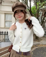 布朗尼小熊刺繡針織上衣 - Image 10