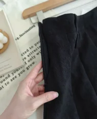 燈芯絨百褶迷你裙 (黑) - Image 8