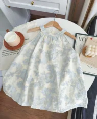 [預購補貨中] 中式花瓣刺繡削肩上衣 - Image 8