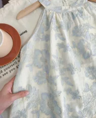 [預購補貨中] 中式花瓣刺繡削肩上衣 - Image 10