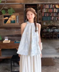 [預購補貨中] 中式花瓣刺繡削肩上衣 - Image 3