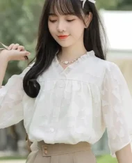 [預購補貨中] 中式荷葉V領緹花上衣 - Image 4