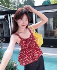 小碎花細肩娃娃上衣