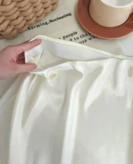 光澤質感緞面魚尾半長裙** - Image 16