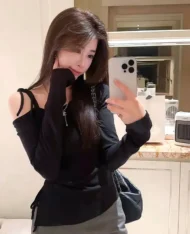 純欲繫帶斜露肩上衣 - Image 4