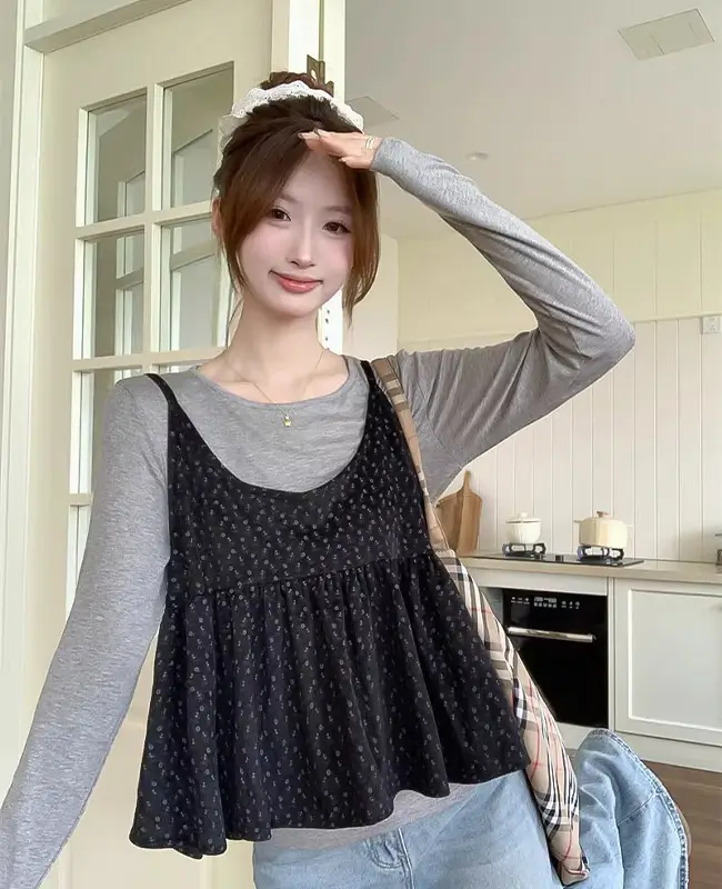 sw69 (8) 小碎花吊帶娃娃+長袖上衣兩件套Set - Image 1