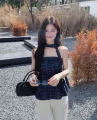 附送繩子！平口格紋娃娃上衣 - Image 2