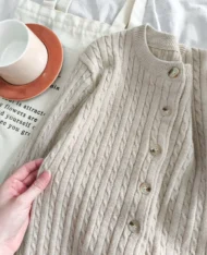 麻花排扣針織上衣 - Image 2