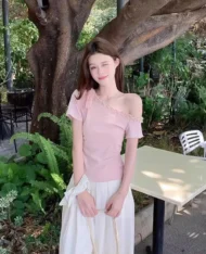 芭蕾風斜肩蕾絲繫帶上衣 - Image 7