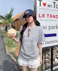 甜妹蝴蝶結蕾絲上衣