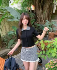 miu系娃娃格紋領上衣
